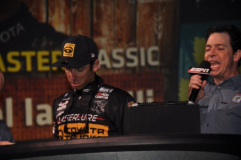 E79CE14E-054B-4270-92C5-5D82AA286BFC