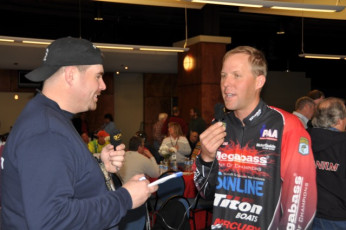 E79F61DE-DDFE-42A2-96AF-01F9E6B97DA9