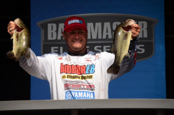 E8219F1D-312E-47B8-8282-CE1E7B1A1535