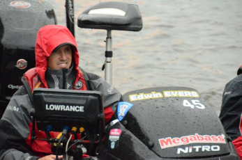 E8CB5AD8-2045-4B46-9AD7-4B5A589F0FEA