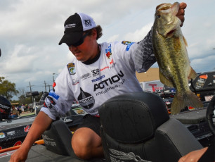 E9292B1F-F5ED-4D66-AD1E-2ECDF85CD68D