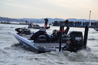 E959857A-61E4-4CB6-B9BF-720A8D2414DB