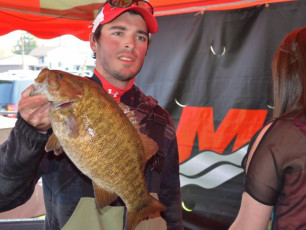 E9EA82C8-6CC3-43E9-A391-386E2C7DB23F