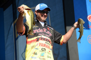 EA55CA70-70D0-40DE-8A5F-94934F5420AE