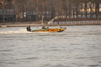 EBE807D7-F189-4761-90F8-E4743B86105E