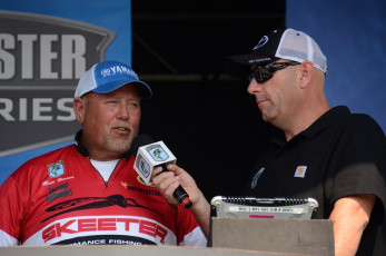 EC92996C-FBAC-49E5-A284-54F73FAF0DAE