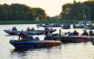 EC99FE17-CE8B-47BA-A8E8-B70235F25B8B