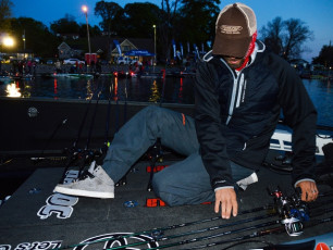 ECAF6C3B-5E59-40F0-BC26-EA5D9894BA87