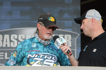 ED909965-2087-4B09-8AD7-B3220B106AF7