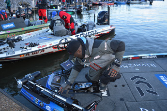 EDD45166-C8DD-42E0-A8CE-464A1F170F77