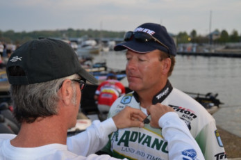 EDDEC865-6490-4B09-8CE6-3F4BF1E5528E