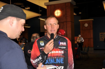 EE0C1689-74D3-4282-BFFF-F70219C73FCA