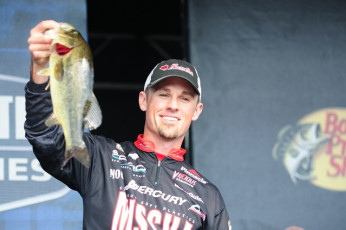 EE5F6A33-D723-438B-B6D1-D29721049BAA