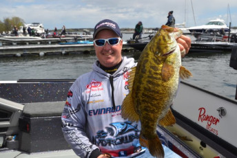 EF4D64F9-68E6-4F2B-8D49-5056F209DF16