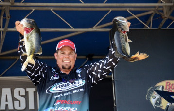 EFAF0CA7-6CD3-48C2-B9FE-B511C86FF966