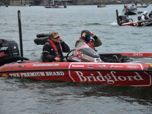 EFCC3EB7-58ED-4C8F-810C-0ED2251623A6