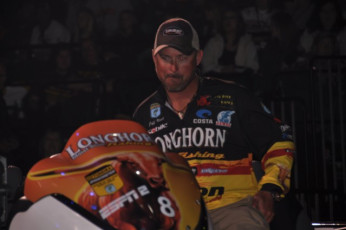 EFCE9B14-6D3A-4793-B344-417831263C9F