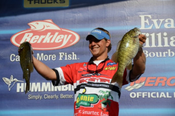 EFFEF2DC-DD7D-48EC-8487-A3385558A7D3