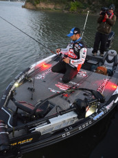 F01ABD8B-562F-4CC2-B622-0EB4F0D8B377