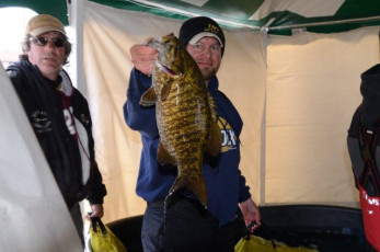 F0547152-50BF-4A2E-95DD-E1F68707891C