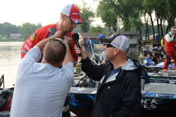 F1A83076-63B3-4EEE-9838-B4AA861041FF