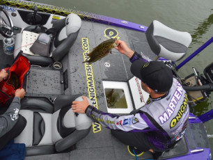 F24F1BC5-C11A-44C0-8228-374012331EE4