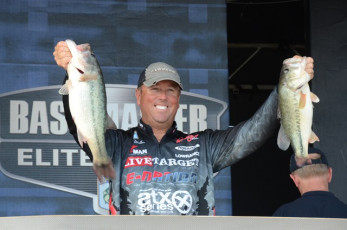 F27BCF25-8882-421B-A024-84221ADDAEAD