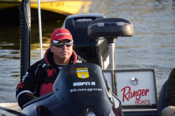 F292D660-4175-43B1-9C25-17901CDA8BA1