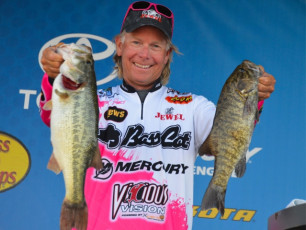 F2B0F36B-D038-4A14-BA07-92BBABA7104E