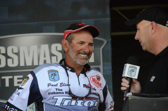 F2D53ACB-F688-4DD3-849F-6C5C71399096