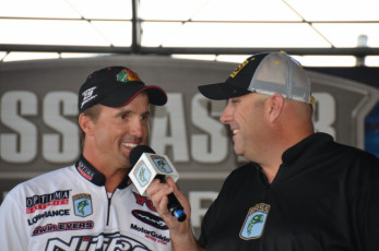 F3786AC0-AB12-4FF3-88E3-BF983780371D