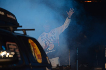 F4B65EC5-EE76-499C-8467-3CE7B35D8471