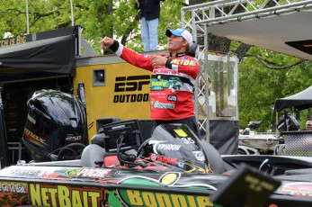 F6CF5092-B8C4-407D-86E4-A3089BA49E56