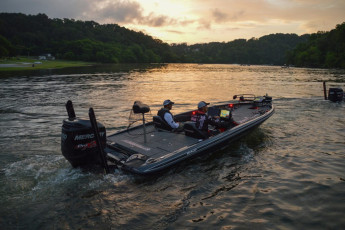 F70B82F9-9BE7-4DAA-A171-39A7AF0C7B96