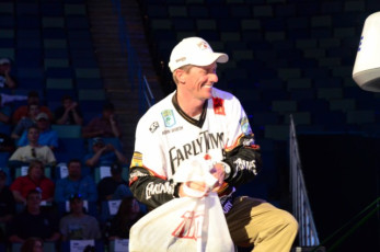 F7EA5B89-DF2C-4268-99B7-1B88981DC0AB