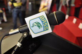 F8A64B45-1CB9-4DFD-B5D7-29BF03D22D05