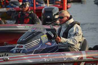 F9C11675-4F56-413D-9E8B-B69FC50A5612