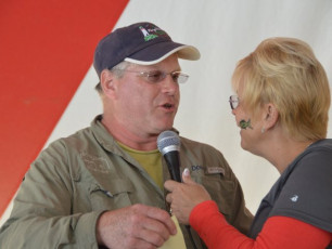 F9D572A2-26CE-462B-96B3-D80AE50CD9B2