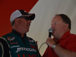 FA858DB9-715B-4C8E-AE95-23060172F955