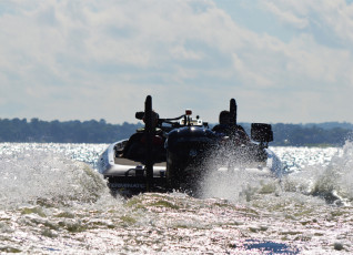 FB0AB94B-C468-4825-B8DF-7DC24FAC2148