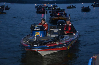 FB27F605-5F69-47DF-A609-DCC14622F3F1