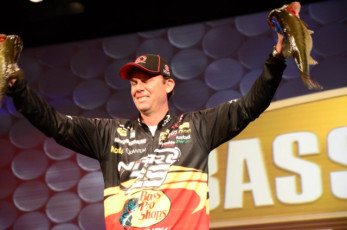 FB44AFE6-1A40-4134-94BF-D5A8F4E61A4D