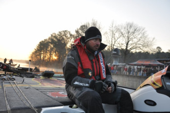 FB64D118-A11B-42A3-80B2-99DF05E1150E