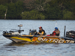 FBB66A0E-3842-4AC1-83E3-FFE3D67A0A29