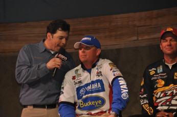 FBE82F58-E583-44A4-922A-E249E5ABE554