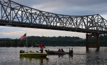 FC2799E1-5AB4-416F-B19E-C09EABC5CE11