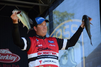 FC489045-8CFE-482B-98E7-9ADD2B4A852D