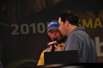 FC6D71D1-5843-4FCB-A765-1CE1369CFB64