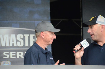 FCB06AC8-3F72-47DA-AF0B-F418634A4C54