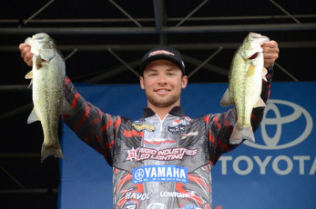 FCC40074-BEA9-4235-A4DF-6371434D2A5C